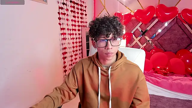 Snapshot of AkazaBoy_ chatting on February 16, 2025, 4:20 am AkazaBoy  online show from February 16, 2025, 4:20 am