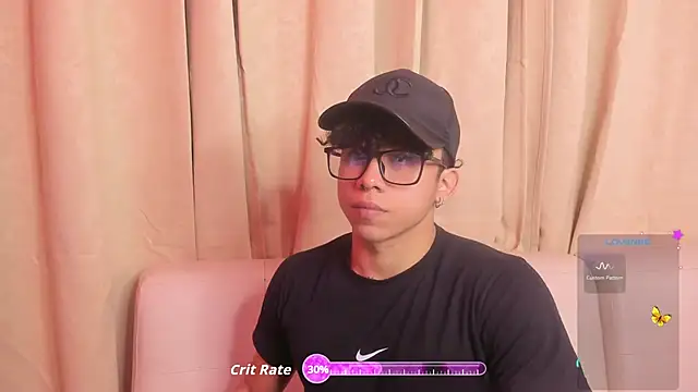 Snapshot of AkazaBoy_ chatting on October 19, 2025, 4:13 am AkazaBoy  online show from October 19, 2025, 4:13 am