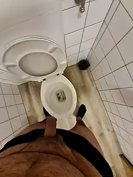 Snapshot of Cem-aus-Nrw-Krefeld chatting on February 14, 2025, 5:09 am Cem-aus-Nrw-Krefeld online show from February 14, 2025, 5:09 am