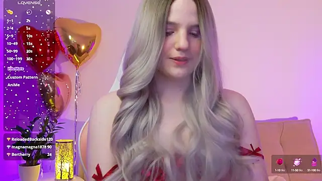 Roxieex online show from February 15, 2025, 12:15 am