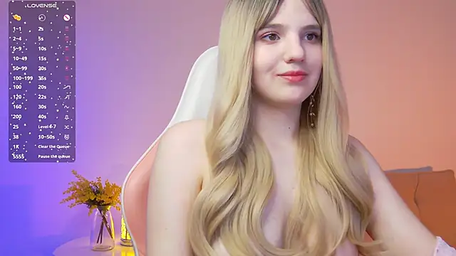 Roxieex online show from March 7, 2025, 3:08 am