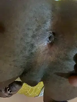 Snapshot of skyfall200 chatting on December 20, 2024, 9:06 pm skyfall200 online show from December 20, 2024, 9:06 pm