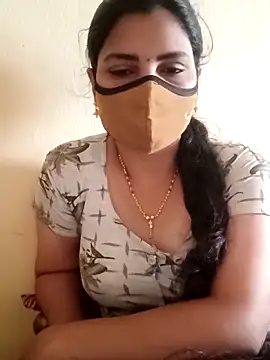 Snapshot of yourtamilcouple chatting on March 4, 2025, 11:51 am yourtamilcouple online show from March 4, 2025, 11:51 am