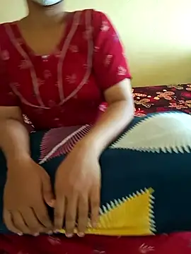 Snapshot of yourtamilcouple chatting on March 11, 2025, 3:48 am yourtamilcouple online show from March 11, 2025, 3:48 am