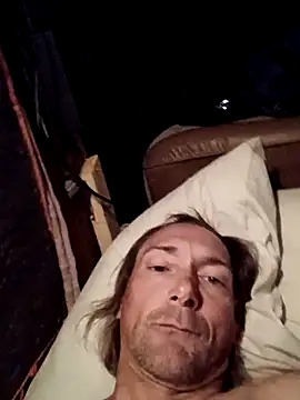 Snapshot of kdogg1976 chatting on October 15, 2025, 10:48 am kdogg1976 online show from October 15, 2025, 10:48 am