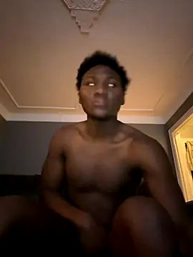 Snapshot of Festivitiesking1 chatting on October 13, 2025, 10:04 am Festivitiesking1 online show from October 13, 2025, 10:04 am