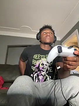 Snapshot of Festivitiesking1 chatting on October 31, 2025, 8:37 am Festivitiesking1 online show from October 31, 2025, 8:37 am