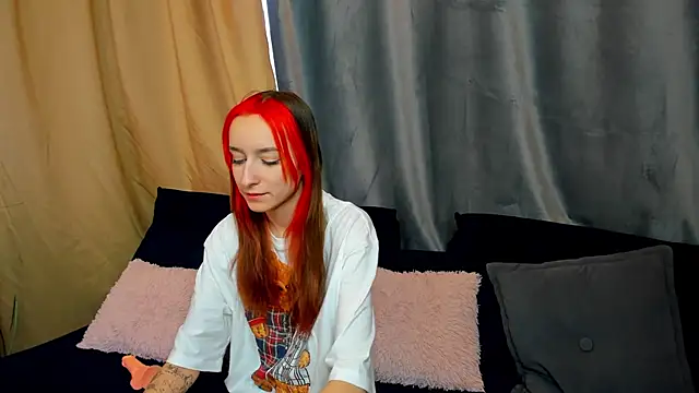 Snapshot of Doris_Scott chatting on January 11, 2025, 8:22 am Doris Scott online show from January 11, 2025, 8:22 am