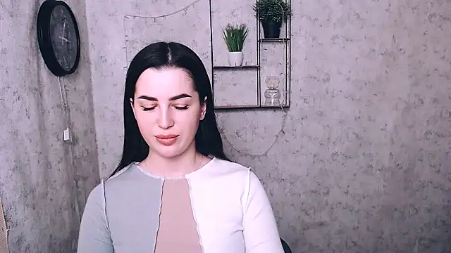 Snapshot of DivaKaily_ chatting on December 8, 2024, 8:51 am DivaKaily online show from December 8, 2024, 8:51 am