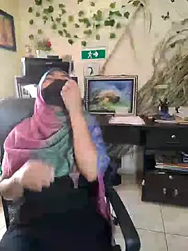 Snapshot of NAJWA-ARAB chatting on December 5, 2024, 2:33 pm NAJWA-ARAB online show from December 5, 2024, 2:33 pm