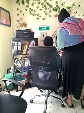 Snapshot of NAJWA-ARAB chatting on January 8, 2025, 2:14 pm NAJWA-ARAB online show from January 8, 2025, 2:14 pm