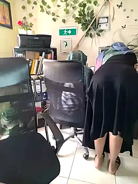 Snapshot of NAJWA-ARAB chatting on February 3, 2025, 5:03 pm NAJWA-ARAB online show from February 3, 2025, 5:03 pm