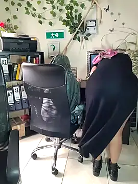 Snapshot of NAJWA-ARAB chatting on February 13, 2025, 2:20 pm NAJWA-ARAB online show from February 13, 2025, 2:20 pm