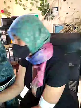 Snapshot of NAJWA-ARAB chatting on February 19, 2025, 5:49 pm NAJWA-ARAB online show from February 19, 2025, 5:49 pm