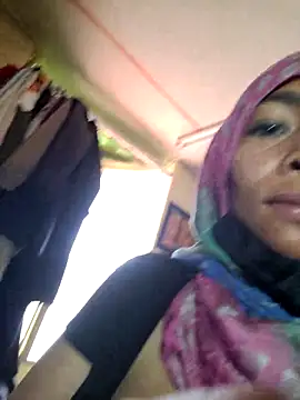 Snapshot of NAJWA-ARAB chatting on March 18, 2025, 2:15 pm NAJWA-ARAB online show from March 18, 2025, 2:15 pm