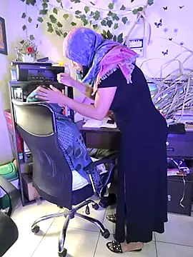 Snapshot of NAJWA-ARAB chatting on March 19, 2025, 5:28 pm NAJWA-ARAB online show from March 19, 2025, 5:28 pm