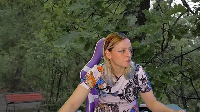 Snapshot of Dolce--Mia---Bianchi__07 chatting on January 29, 2025, 3:01 am Dolce--Mia---Bianchi 07 online show from January 29, 2025, 3:01 am