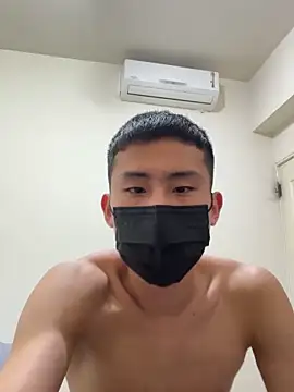 Snapshot of Benson18y chatting on January 9, 2025, 6:04 pm Benson18y online show from January 9, 2025, 6:04 pm