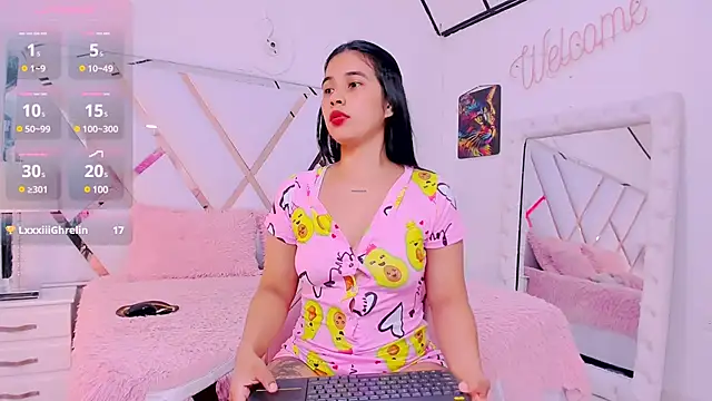 Snapshot of naughty__sara chatting on January 24, 2025, 3:34 pm naughty  sara online show from January 24, 2025, 3:34 pm