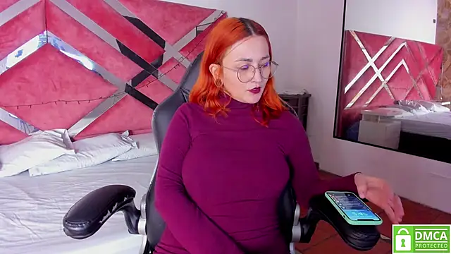 Snapshot of madame_ibby chatting on December 29, 2024, 7:43 pm madame ibby online show from December 29, 2024, 7:43 pm