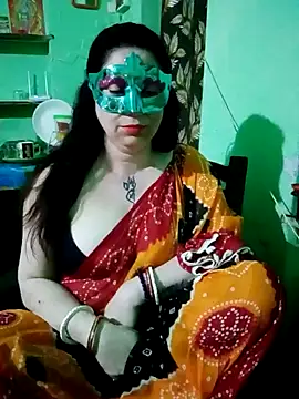 Snapshot of Raja_Ranii chatting on December 9, 2024, 8:11 am Raja Ranii online show from December 9, 2024, 8:11 am