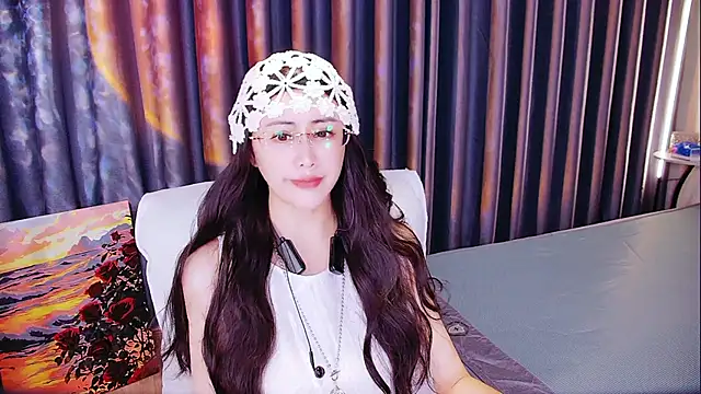 Snapshot of Daisy7_11 chatting on September 17, 2025, 7:10 am Daisy7 11 online show from September 17, 2025, 7:10 am