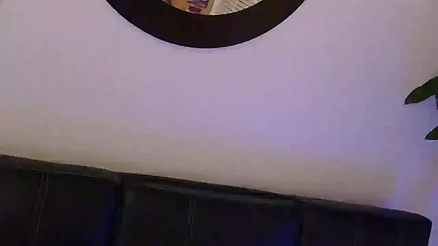 Snapshot of GymBoyVan chatting on February 25, 2025, 10:15 am GymBoyVan online show from February 25, 2025, 10:15 am