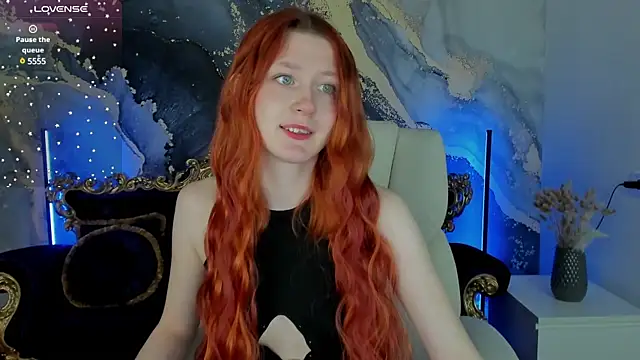 Snapshot of MagicLilu chatting on February 11, 2025, 8:42 pm MagicLilu online show from February 11, 2025, 8:42 pm