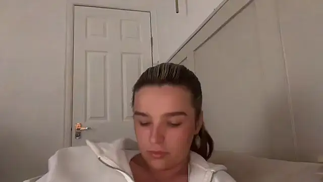 Snapshot of maisiesmithx chatting on September 16, 2025, 1:01 pm maisiesmithx online show from September 16, 2025, 1:01 pm