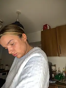 Snapshot of maisiesmithx chatting on October 1, 2025, 10:38 pm maisiesmithx online show from October 1, 2025, 10:38 pm