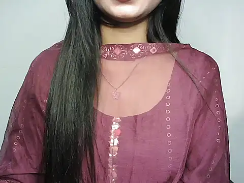 Snapshot of RIYAA_2 chatting on October 18, 2025, 7:31 am RIYAA 2 online show from October 18, 2025, 7:31 am