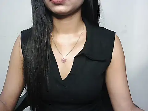 Snapshot of RIYAA_2 chatting on October 21, 2025, 4:30 pm RIYAA 2 online show from October 21, 2025, 4:30 pm