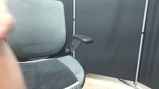 Snapshot of ThickCockLover2 chatting on October 9, 2025, 2:48 pm ThickCockLover2 online show from October 9, 2025, 2:48 pm