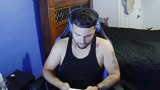 Snapshot of MasterKvn chatting on October 29, 2025, 8:16 am MasterKvn online show from October 29, 2025, 8:16 am