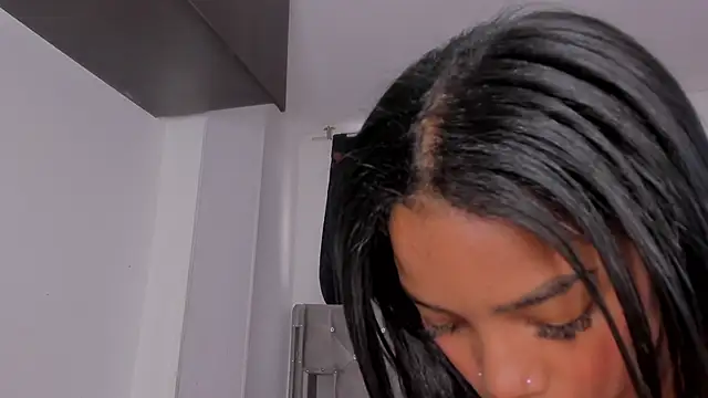 Snapshot of game_with_lesbians_ chatting on December 28, 2024, 10:23 pm game with lesbians online show from December 28, 2024, 10:23 pm