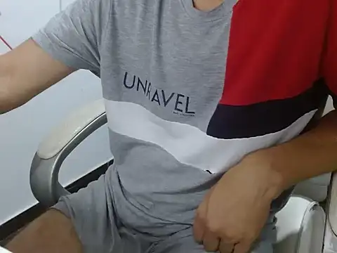 Snapshot of goten-770 chatting on September 9, 2025, 7:46 pm goten-770 online show from September 9, 2025, 7:46 pm