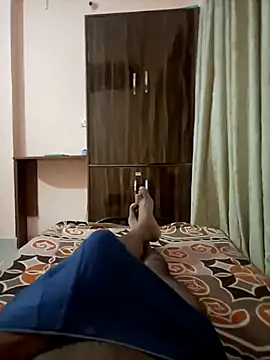 Snapshot of RRahullove69 chatting on September 18, 2025, 5:26 pm RRahullove69 online show from September 18, 2025, 5:26 pm