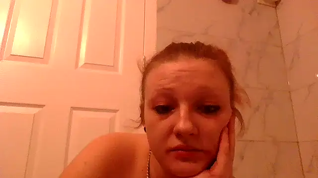 Snapshot of angel_star420864 chatting on December 10, 2024, 8:16 pm angel star420864 online show from December 10, 2024, 8:16 pm