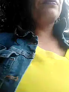 Snapshot of NATHALIA-28_ chatting on February 10, 2025, 9:04 pm NATHALIA-28 online show from February 10, 2025, 9:04 pm