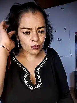 Snapshot of NATHALIA-28_ chatting on February 11, 2025, 5:40 pm NATHALIA-28 online show from February 11, 2025, 5:40 pm