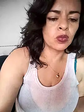 Snapshot of NATHALIA-28_ chatting on March 22, 2025, 2:47 pm NATHALIA-28 online show from March 22, 2025, 2:47 pm