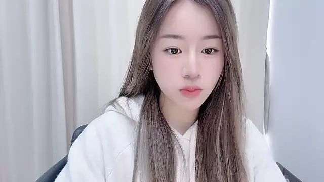 Snapshot of chloe-01 chatting on December 29, 2024, 4:48 am chloe-01 online show from December 29, 2024, 4:48 am