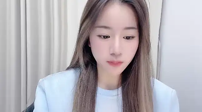 Snapshot of chloe-01 chatting on January 10, 2025, 1:09 pm chloe-01 online show from January 10, 2025, 1:09 pm