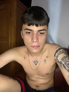 Snapshot of corey_tylerr chatting on January 28, 2025, 10:34 pm corey tylerr online show from January 28, 2025, 10:34 pm