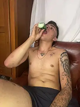 Snapshot of corey_tylerr chatting on March 10, 2025, 6:23 pm corey tylerr online show from March 10, 2025, 6:23 pm