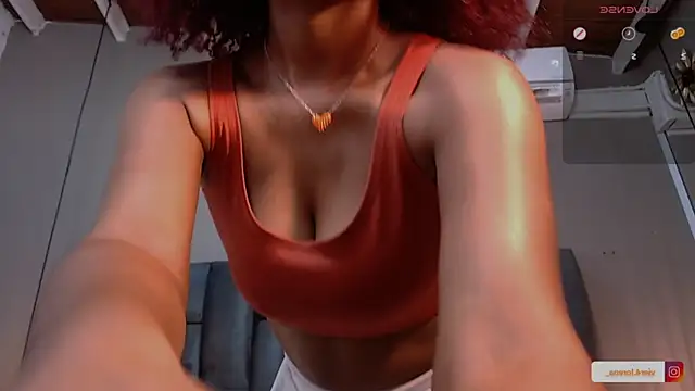 Snapshot of Lorena_Vieira_ chatting on January 10, 2025, 11:18 pm Lorena Vieira  online show from January 10, 2025, 11:18 pm