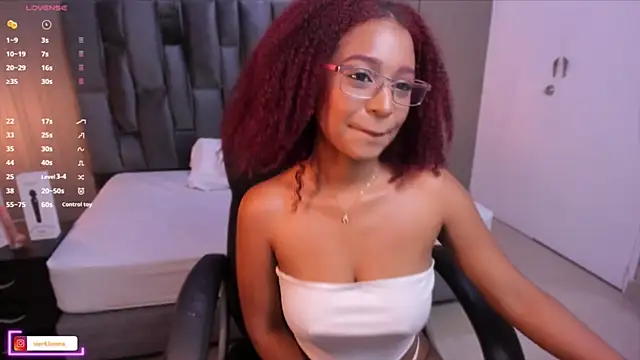 Snapshot of Lorena_Vieira_ chatting on January 14, 2025, 8:04 pm Lorena Vieira  online show from January 14, 2025, 8:04 pm