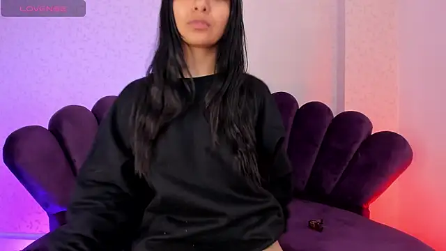 Snapshot of sofi_soft_ chatting on October 20, 2025, 5:02 pm sofi soft  online show from October 20, 2025, 5:02 pm