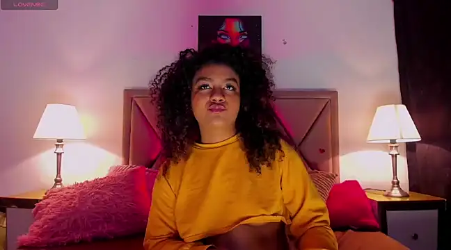 Snapshot of Dhapne_P chatting on February 12, 2025, 3:40 am Dhapne P online show from February 12, 2025, 3:40 am