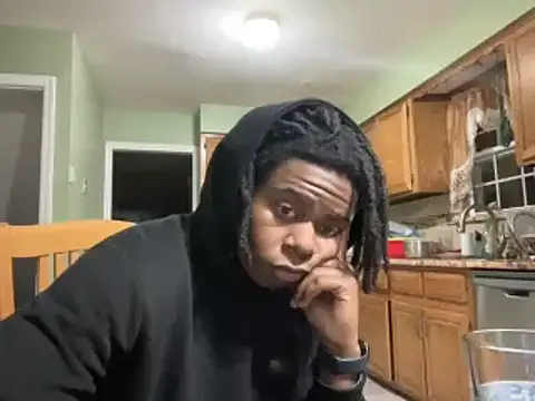 Snapshot of tokenkingtn chatting on March 17, 2025, 3:36 am tokenkingtn online show from March 17, 2025, 3:36 am